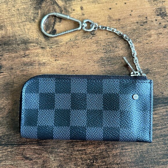 Louis Vuitton 4 Key Holder in Damier Graphite N61235 - DUSTBAG + BAG - Picture 14 of 16